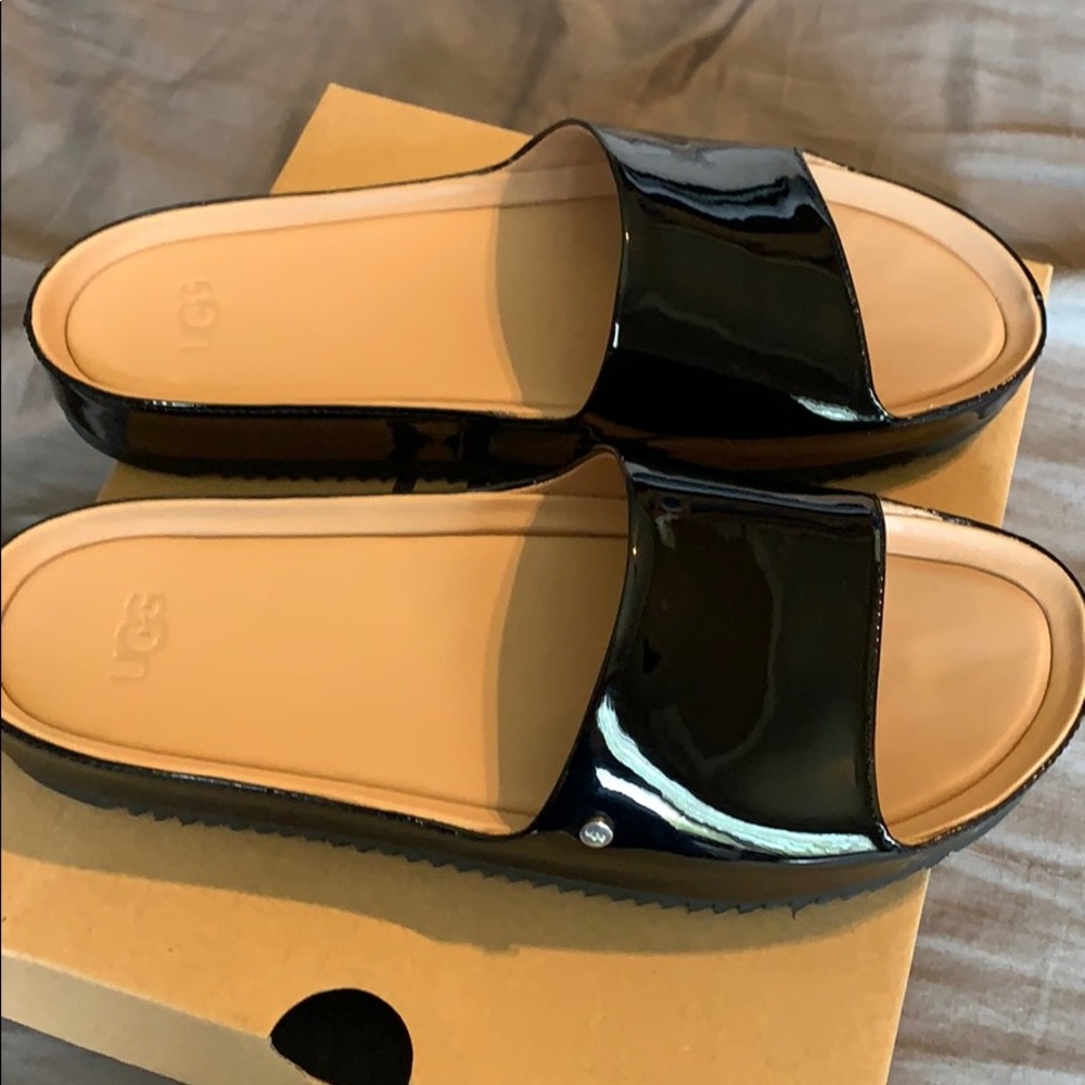 Ugg Jane Patent Slide